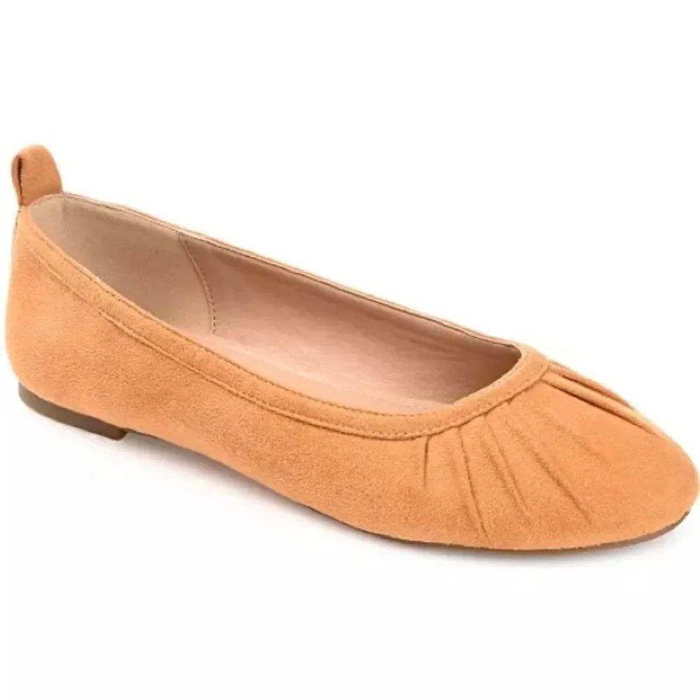 Journee Collection Womens Tannya Ballet Flats Slip On Ruched Tan 8M New
